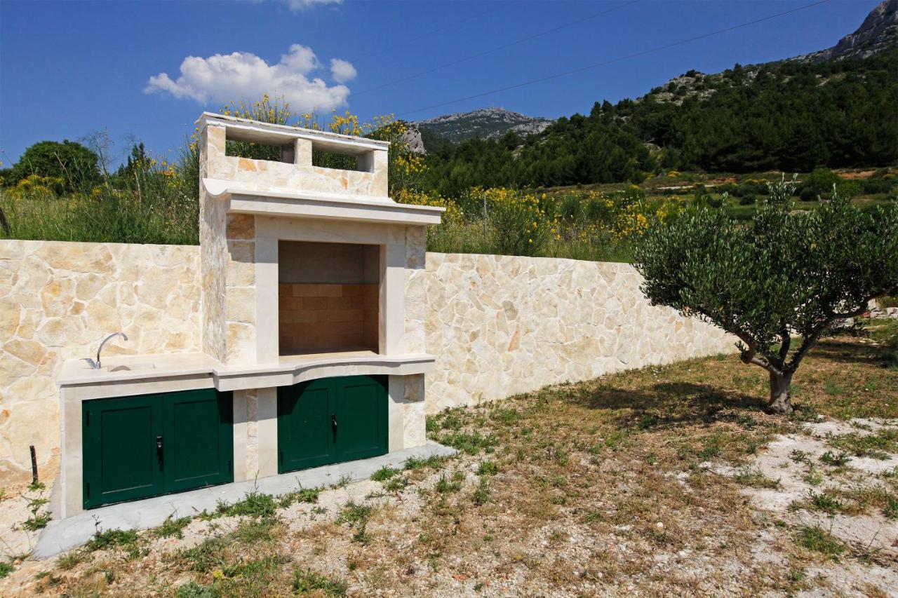 Holiday Homes Oliva Bol Kültér fotó